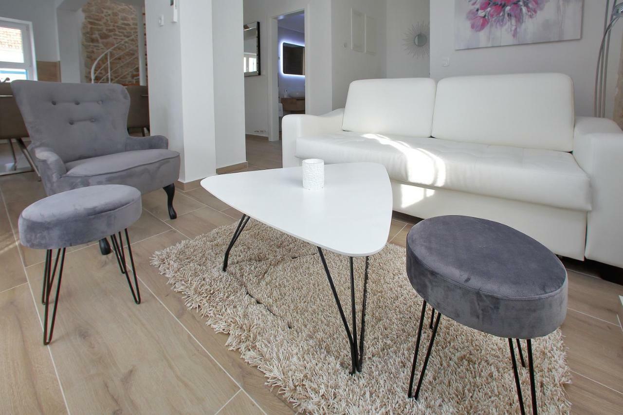 Apartment Vito *